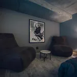Node Hotel