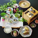 Nanzenji Sando Kikusui