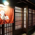 Horikawakoji Umenotoan