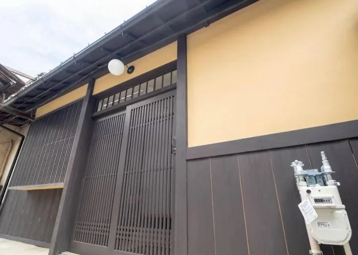 ゲストハウス至の宿 Shibainu-Themed Guesthouse