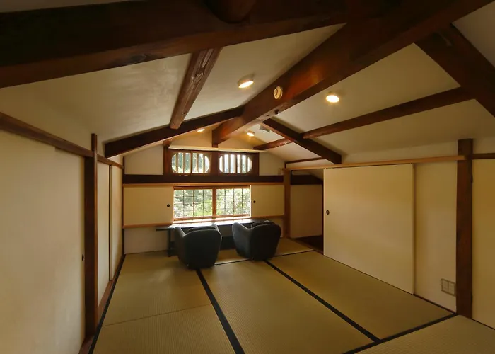 Aoi Suites At Nanzenji Modern & Traditional Japanese Style