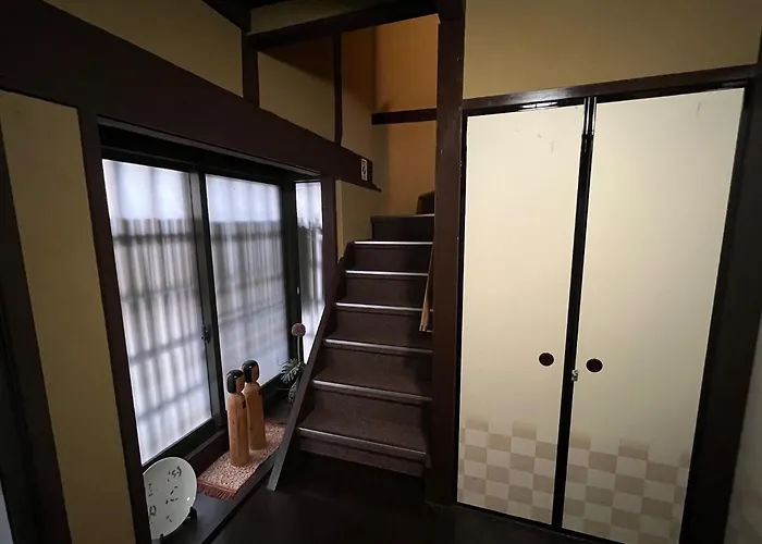 Maeniiya Machiya Inn