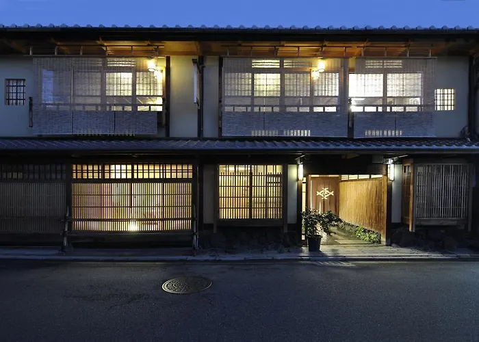 Izuyasu Traditional Kyoto Inn Serving Kyoto Cuisine