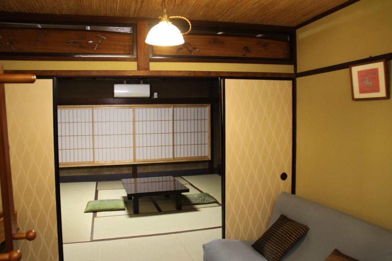 Gallery Nozawa Guest house 2*
