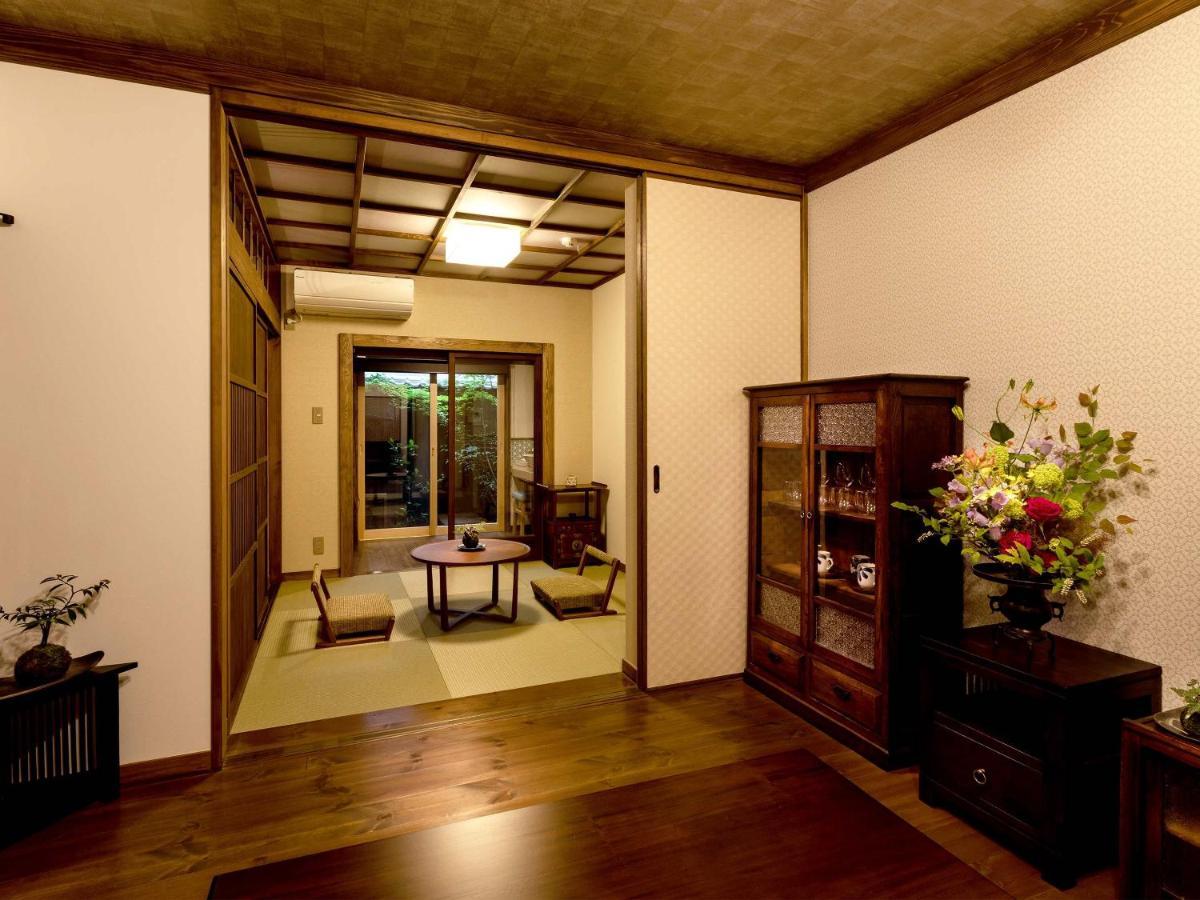 Kyoisuke Mukadeyacho Otonari * Kyoto