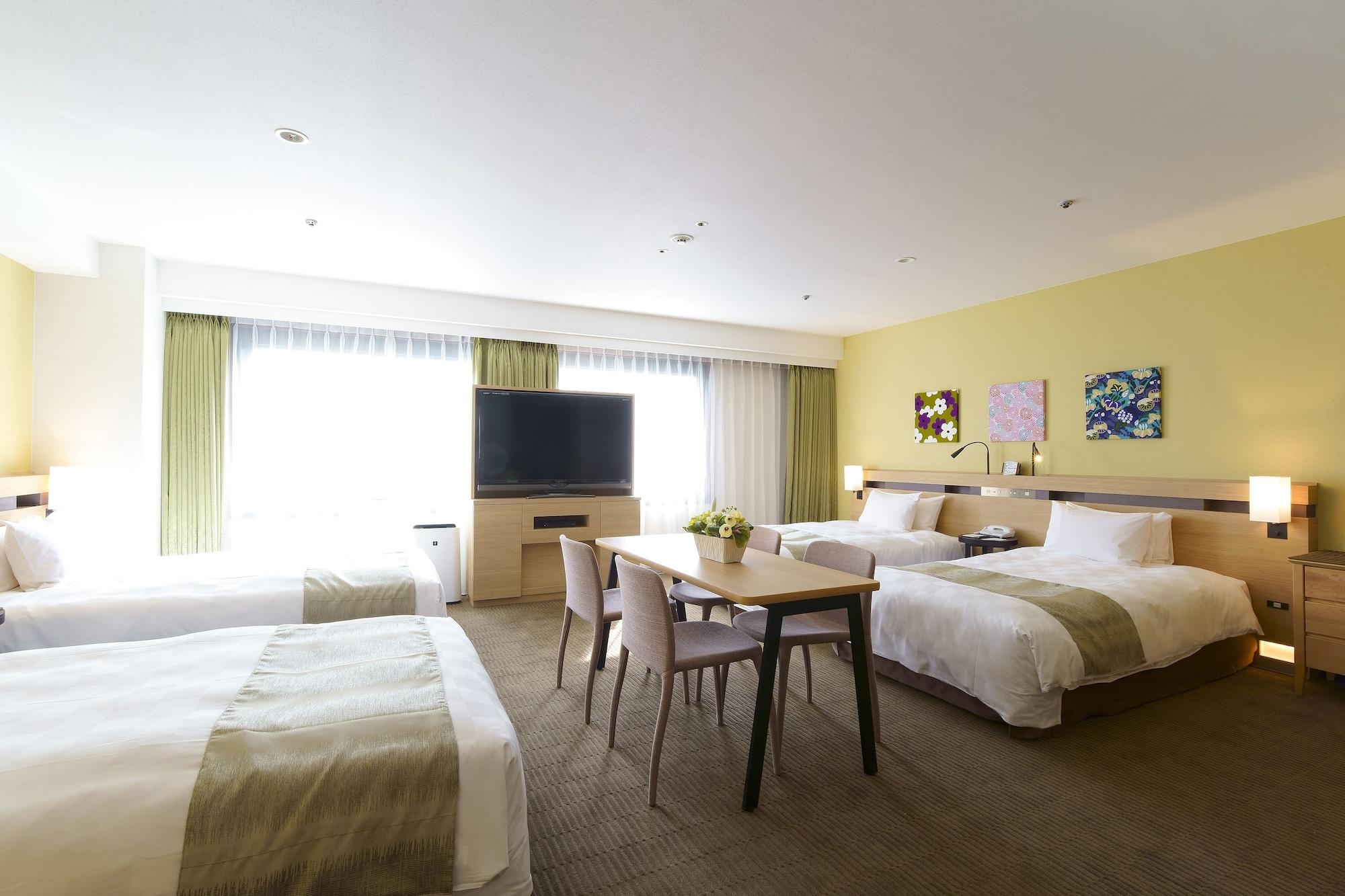 Karasuma Hotel 4*