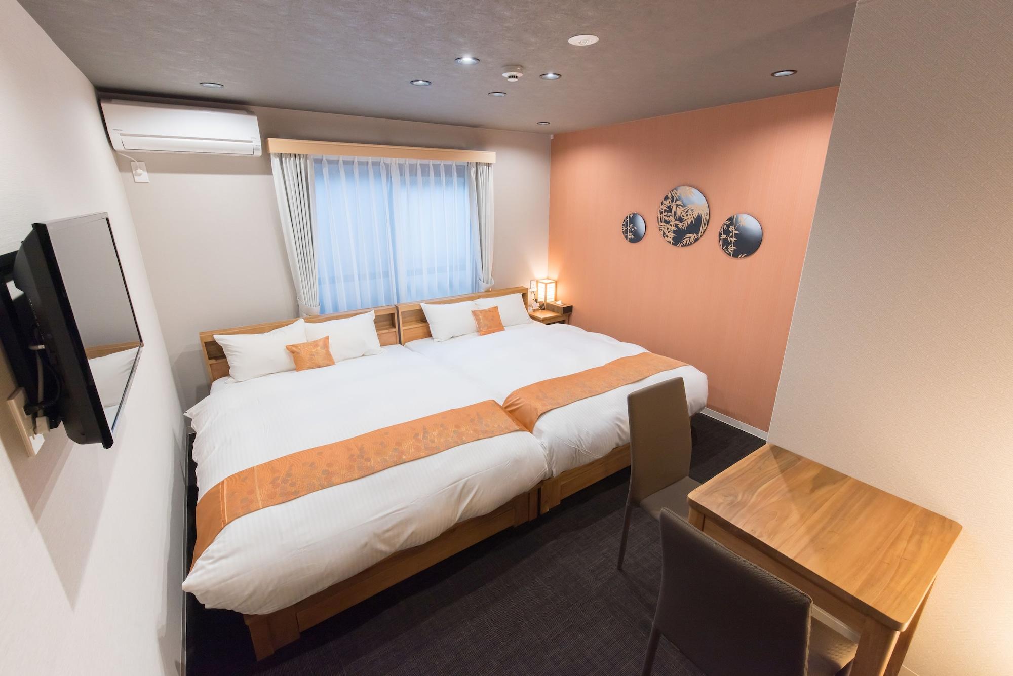 Sakura Higashiyama Shirakawa 3*