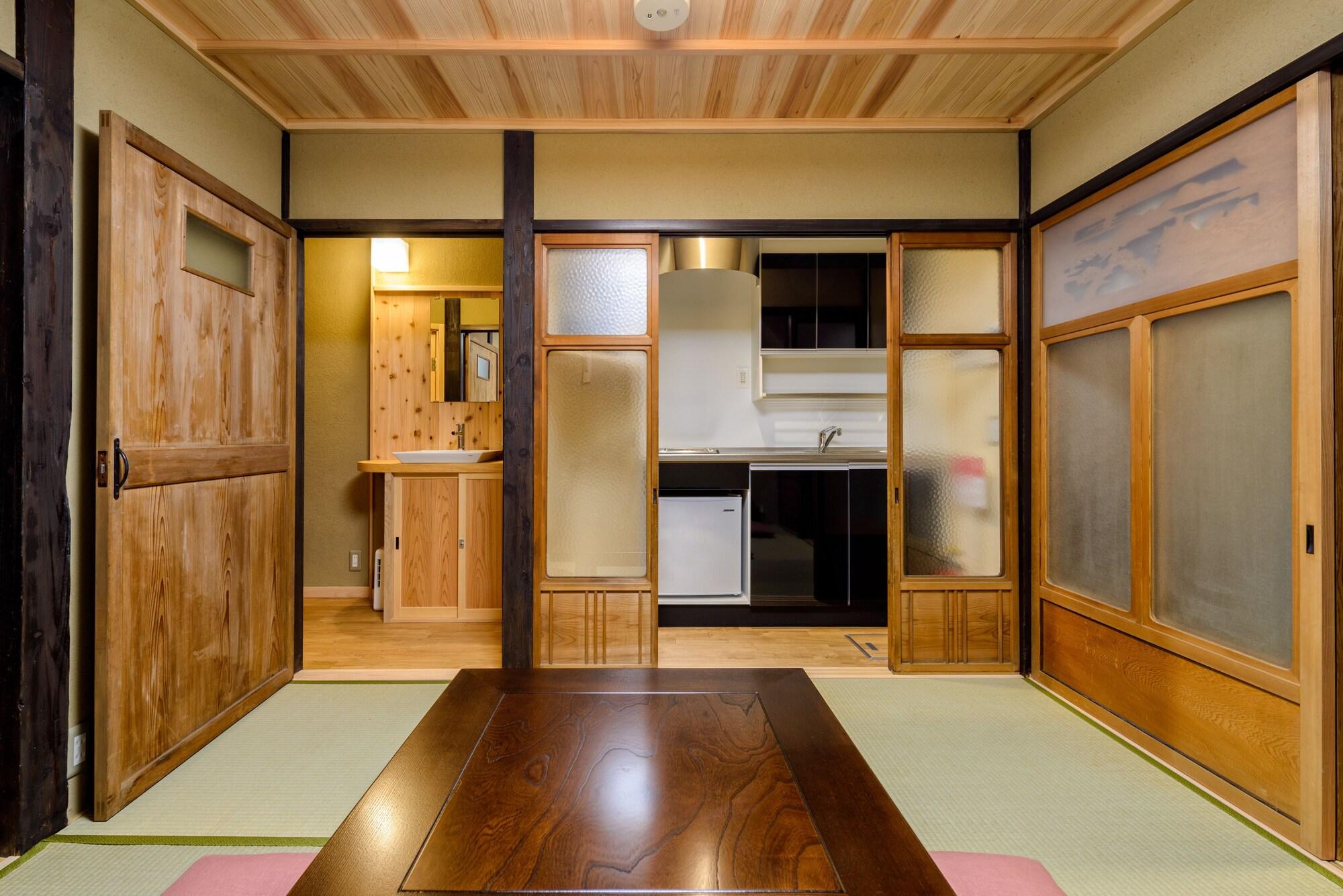 Nadeshiko Shirakawa Hotel 3*