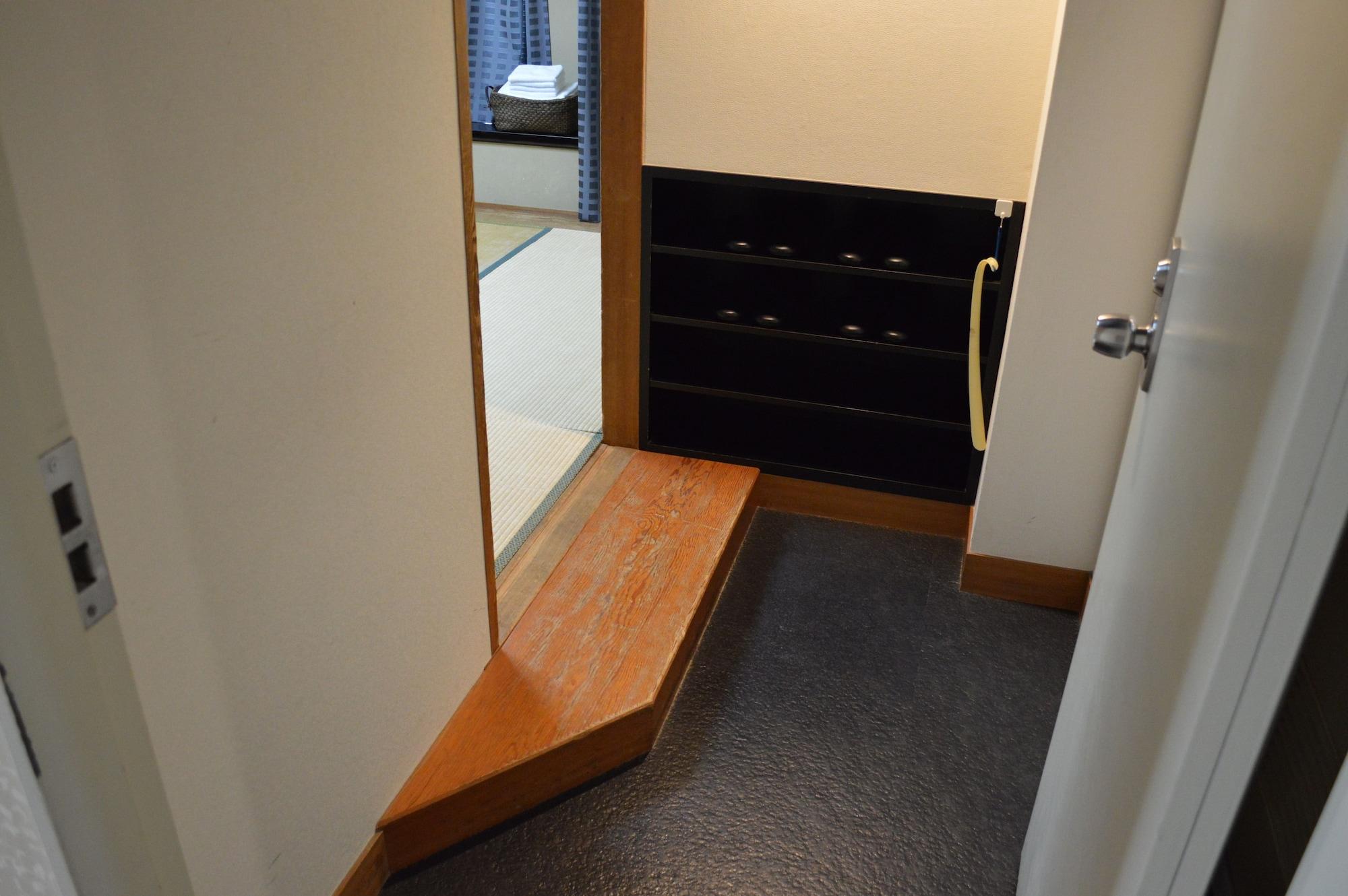 Capsule hotel Amenity Kyoto