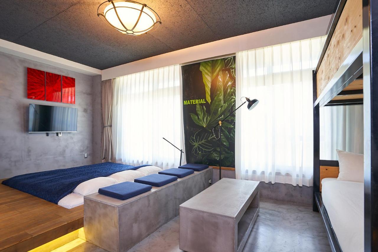 Hotel Material