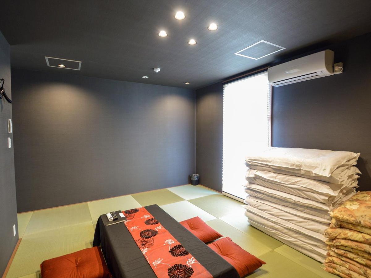 Capsule hotel Amenity