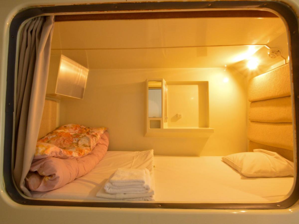Amenity Capsule hotel