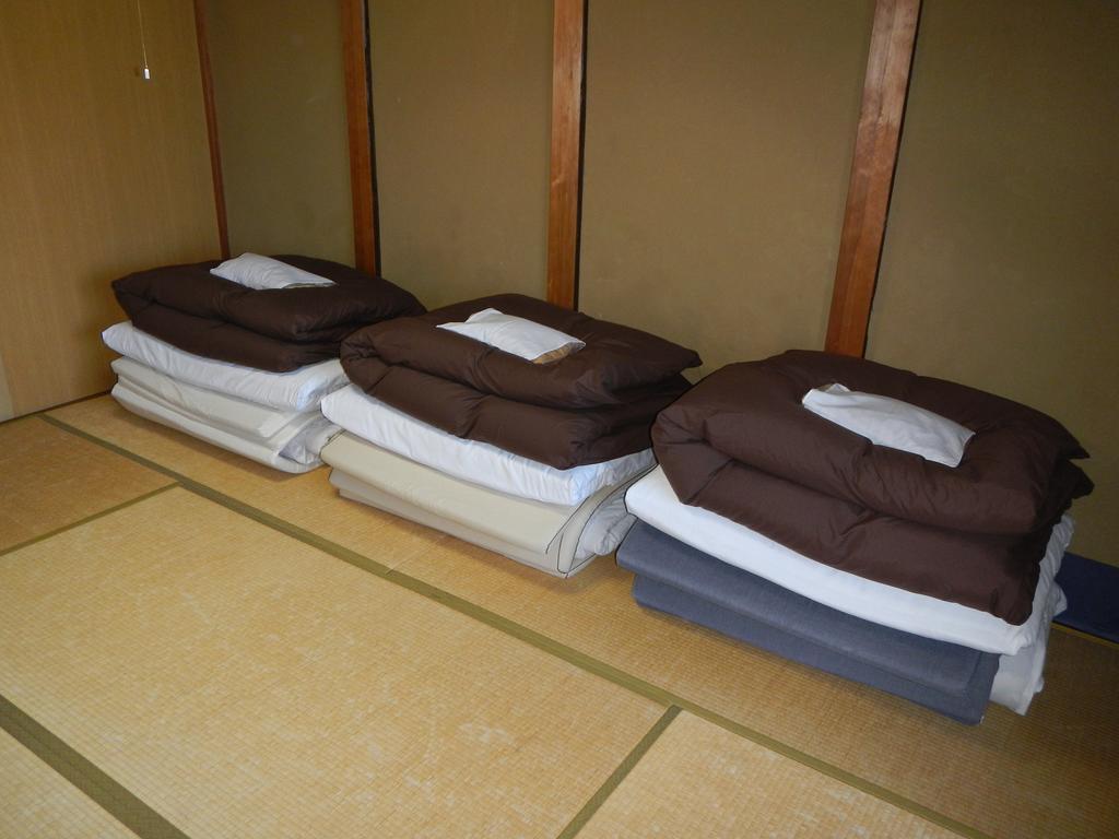 Guest Chita Guest house *