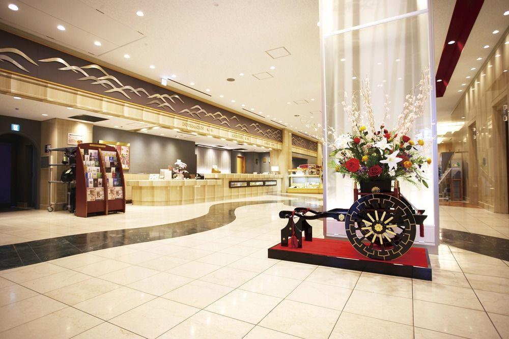 New Hankyu Hotel 4*