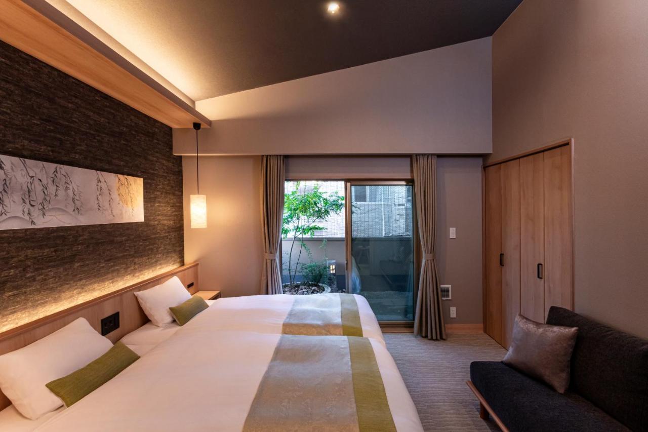 Rinn Shirakawa South