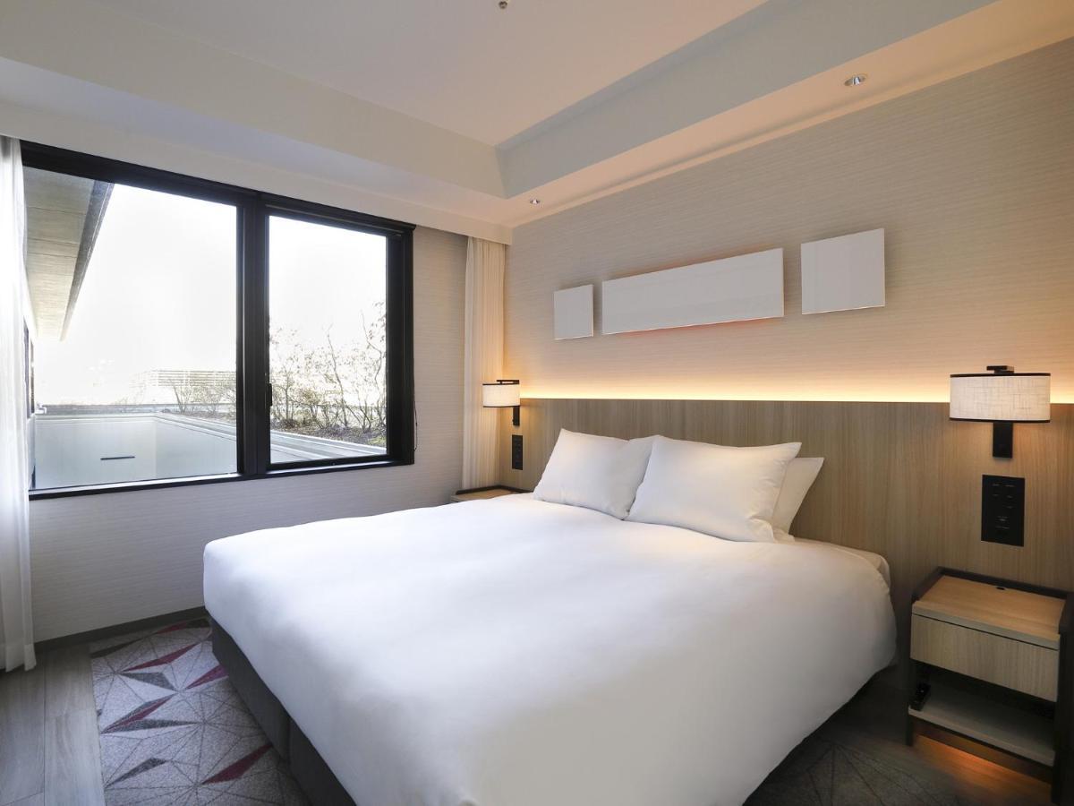 Hyatt Place Hotel 4*