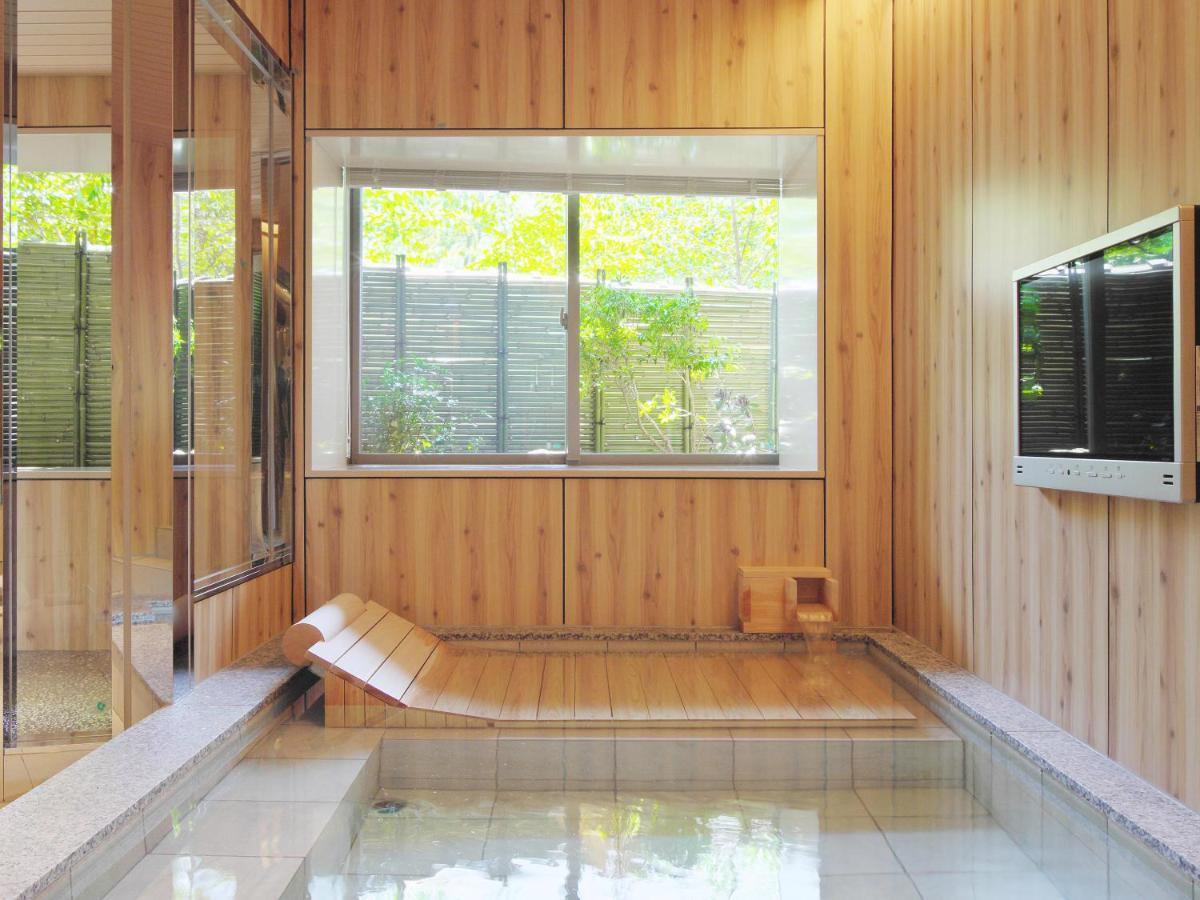 Nanzenji Sando Kikusui 3*