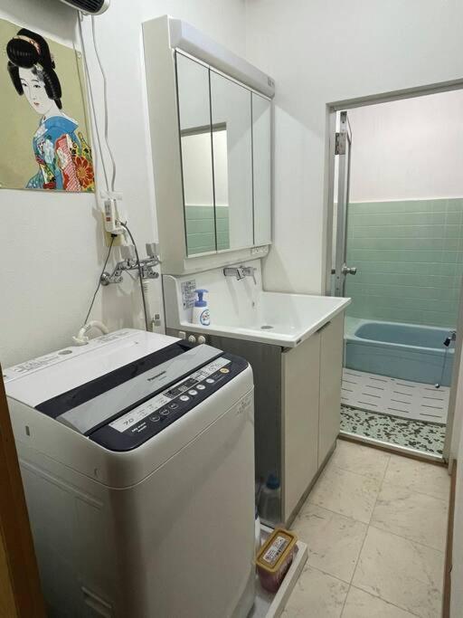 京都中心部【九色庵】嵐山直行　駅近　西院すぐ Holiday home Kyoto
