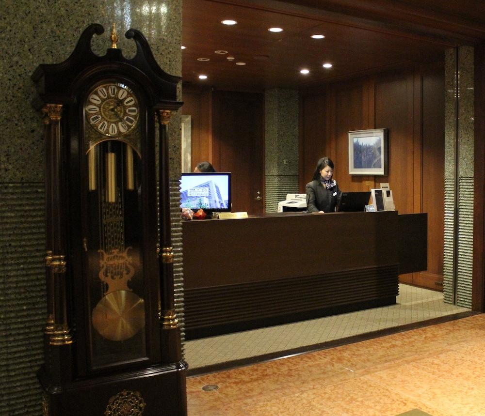 Hotel Okura 5*