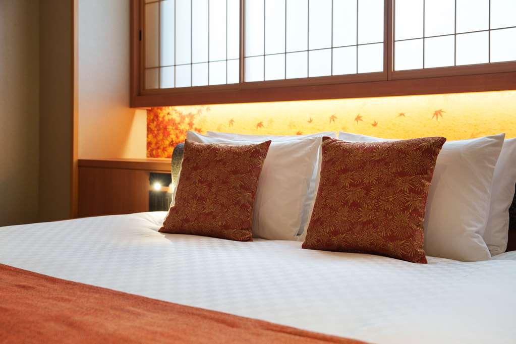 Kaya Nijo Castle, Bw Signature Collection Hotel 3*
