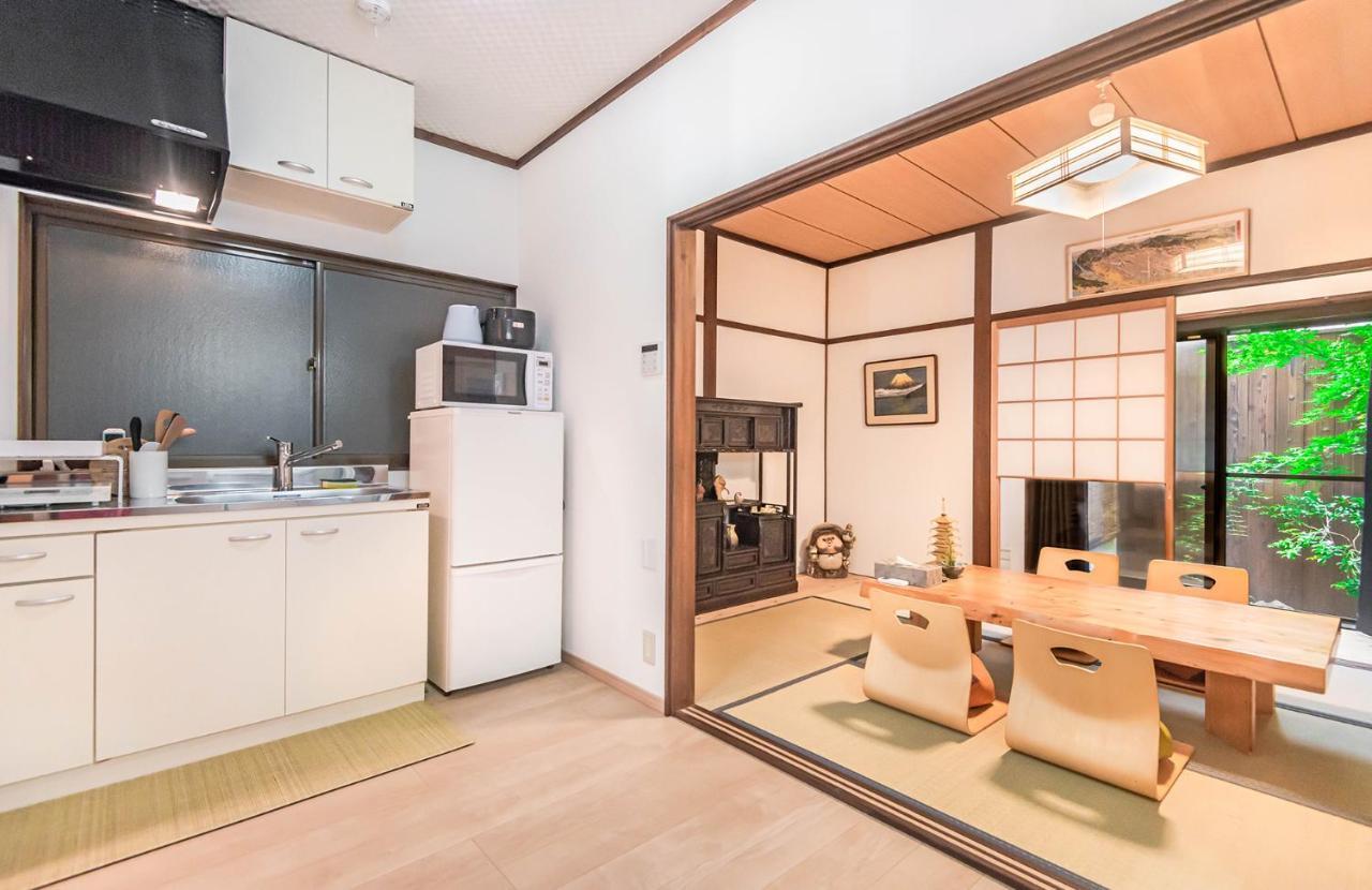 桜の宿赤金three Two Toilets Holiday home *