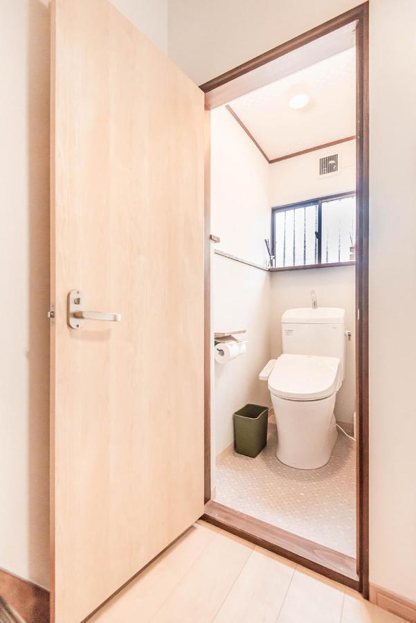 Holiday home 桜の宿赤金three Two Toilets