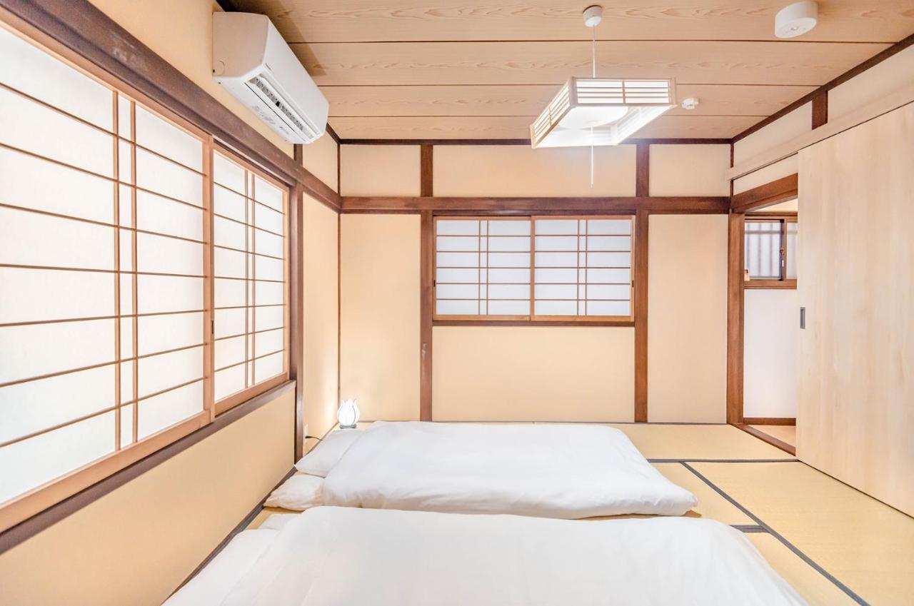 桜の宿赤金three Two Toilets
