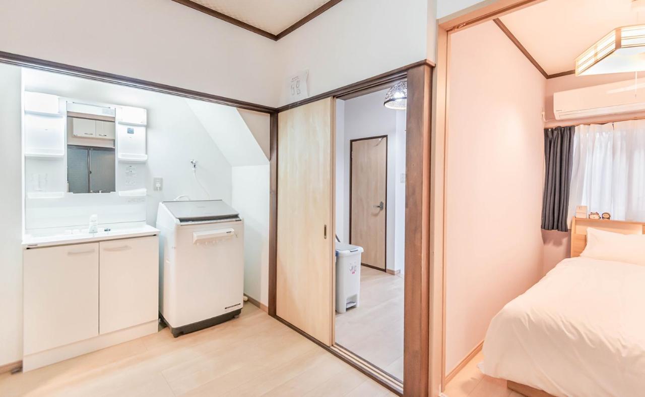 桜の宿赤金three Two Toilets * Kyoto