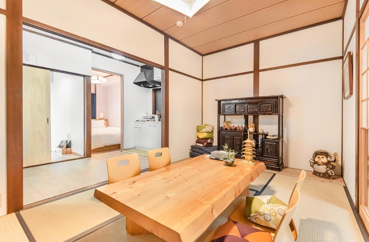桜の宿赤金three Two Toilets Holiday home *