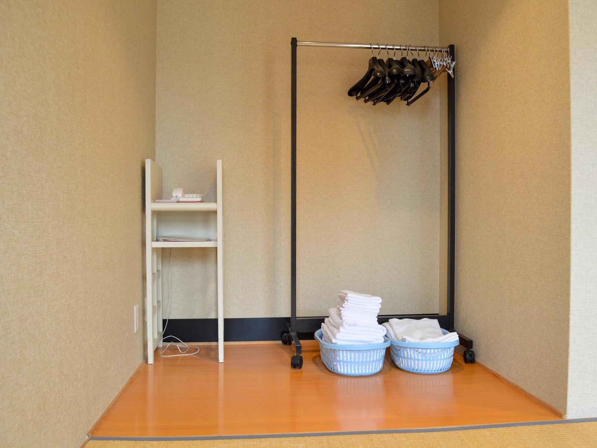 Capsule hotel Amenity *