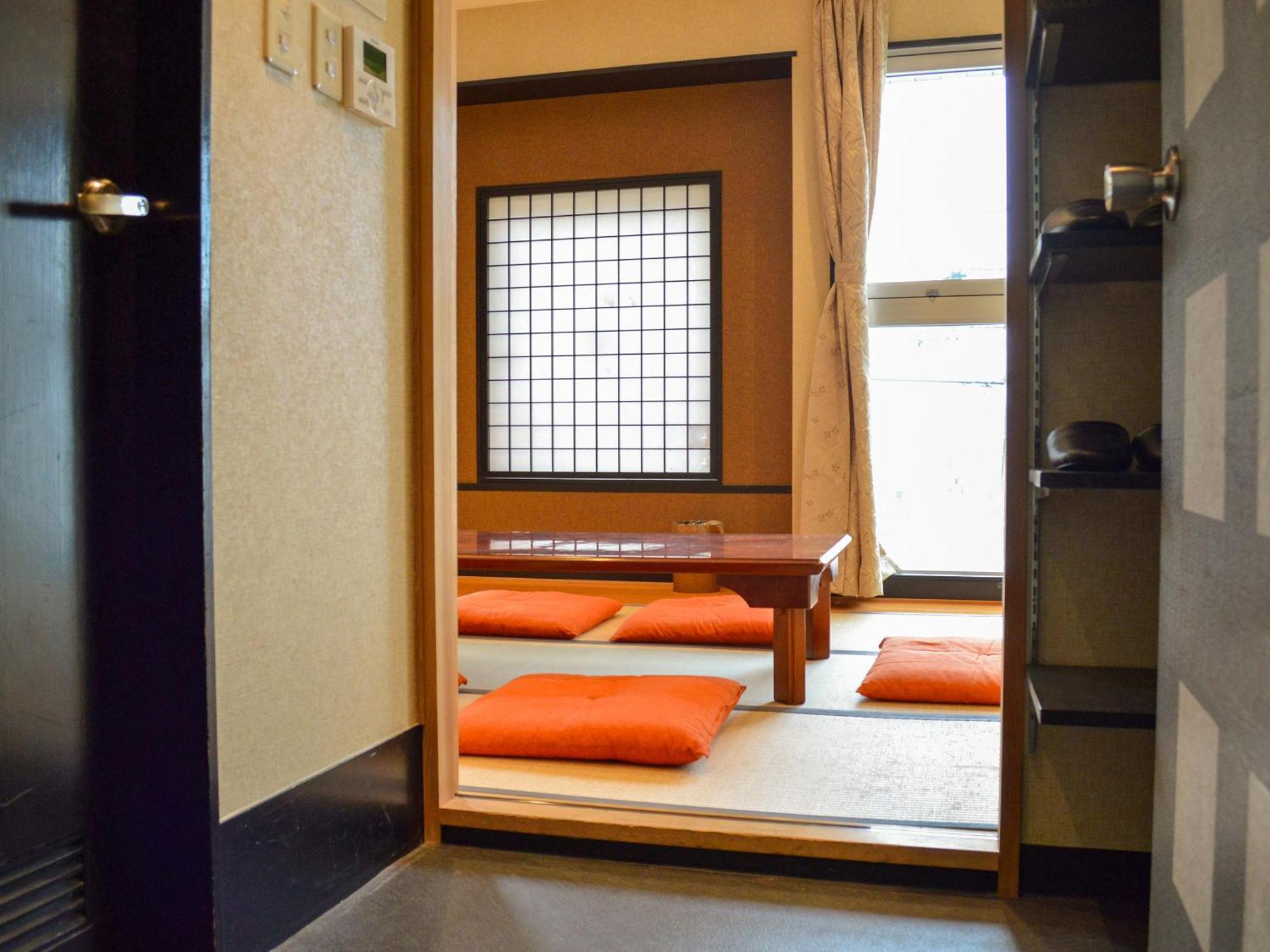 Amenity Capsule hotel Kyoto