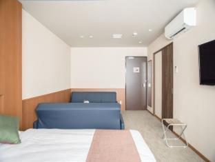 Number 6 Nijo Apartment *