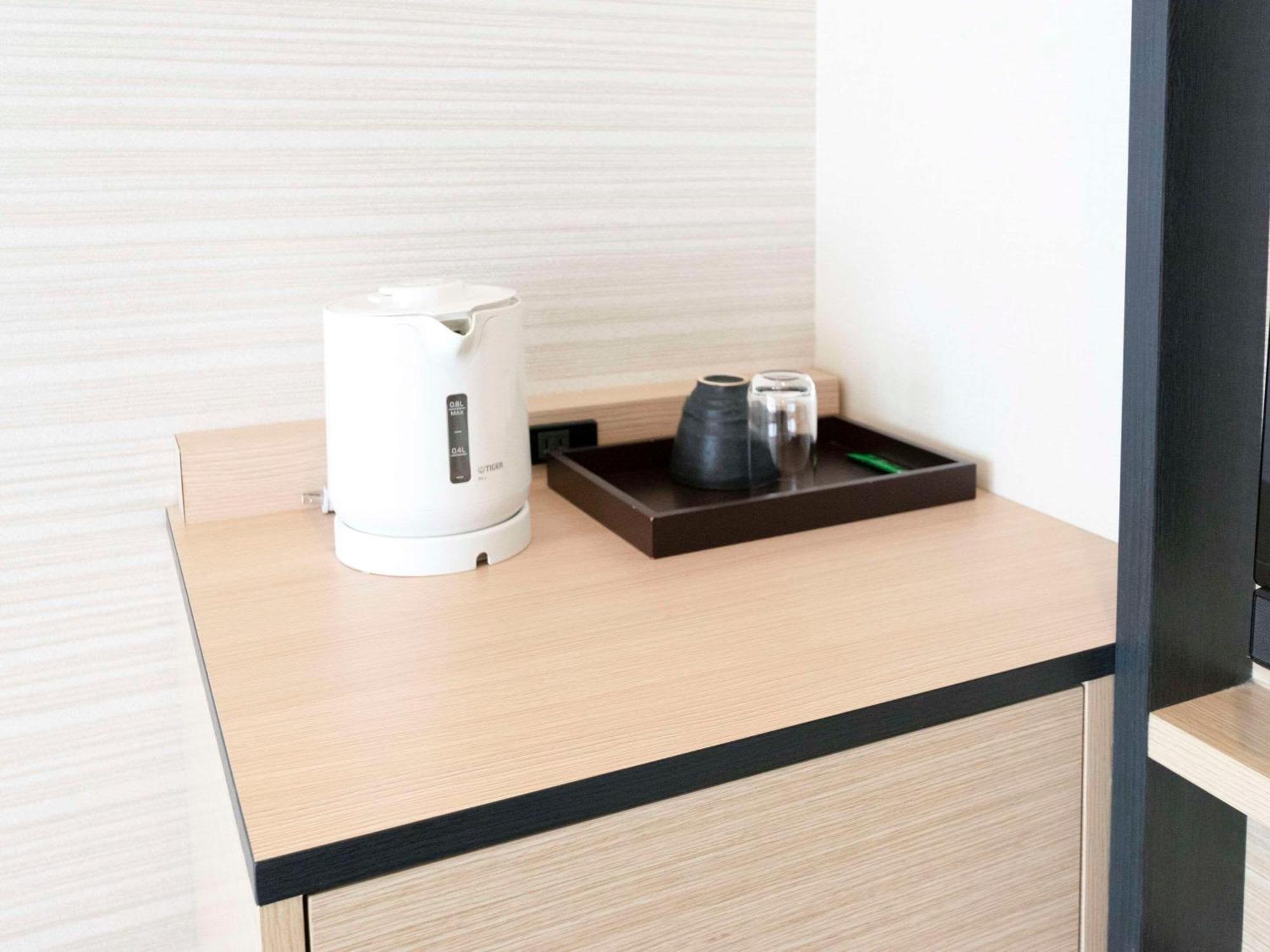 Comfort Shijokarasuma Hotel