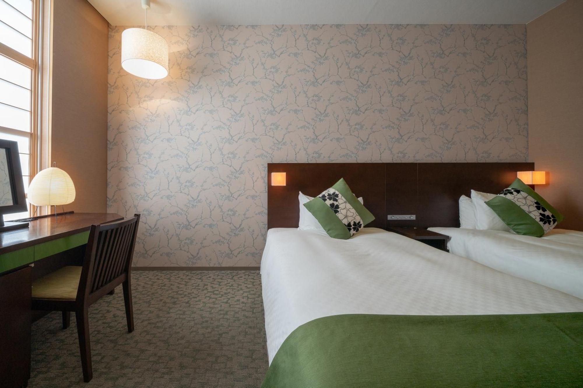 Hotel Vista Premio Kawaramachi St 4*