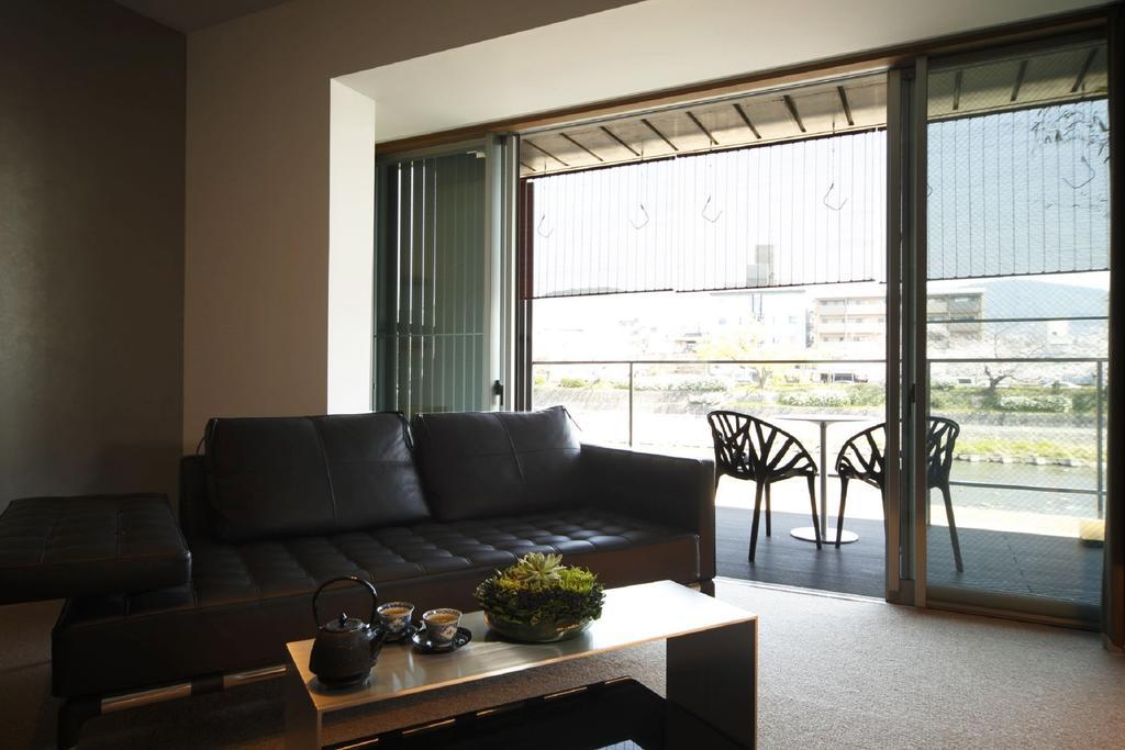 Aoi Hotel