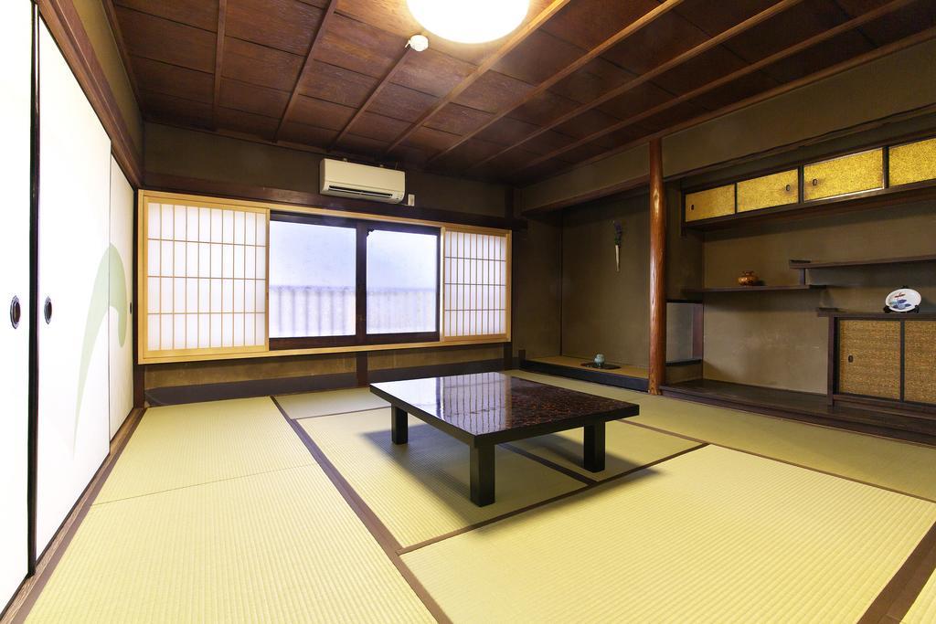 Gallery Nozawa Guest house