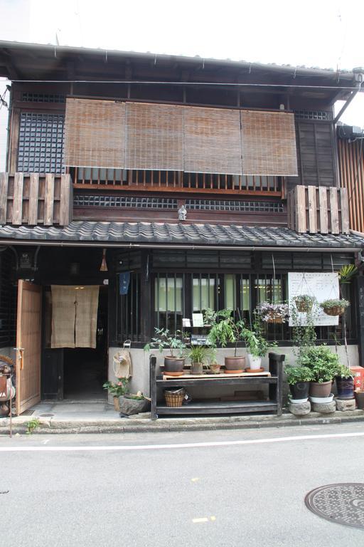 Gallery Nozawa Guest house 2*