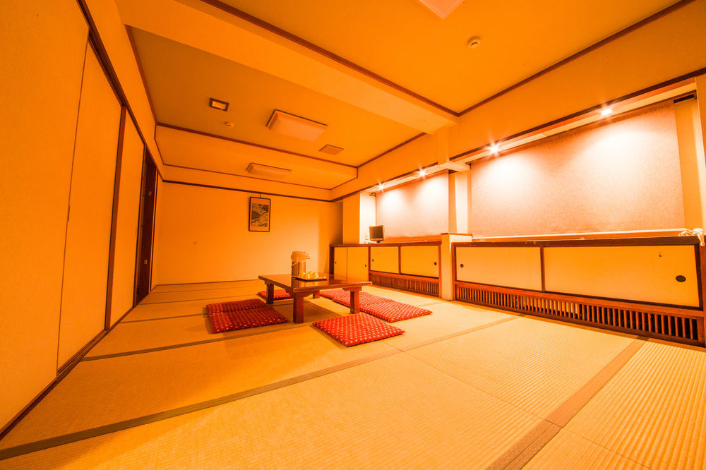 Ryokan Azumaya 3*