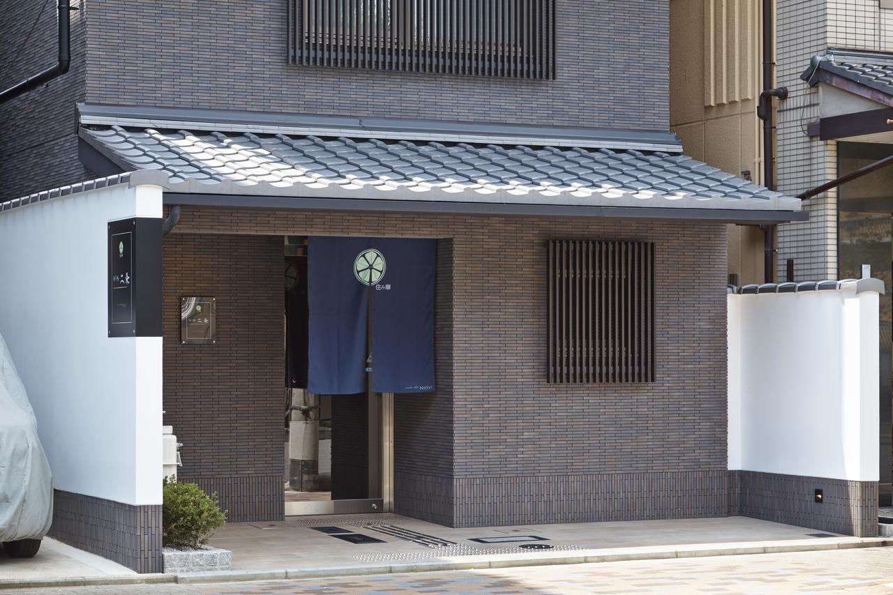 Number 6 Nijo *