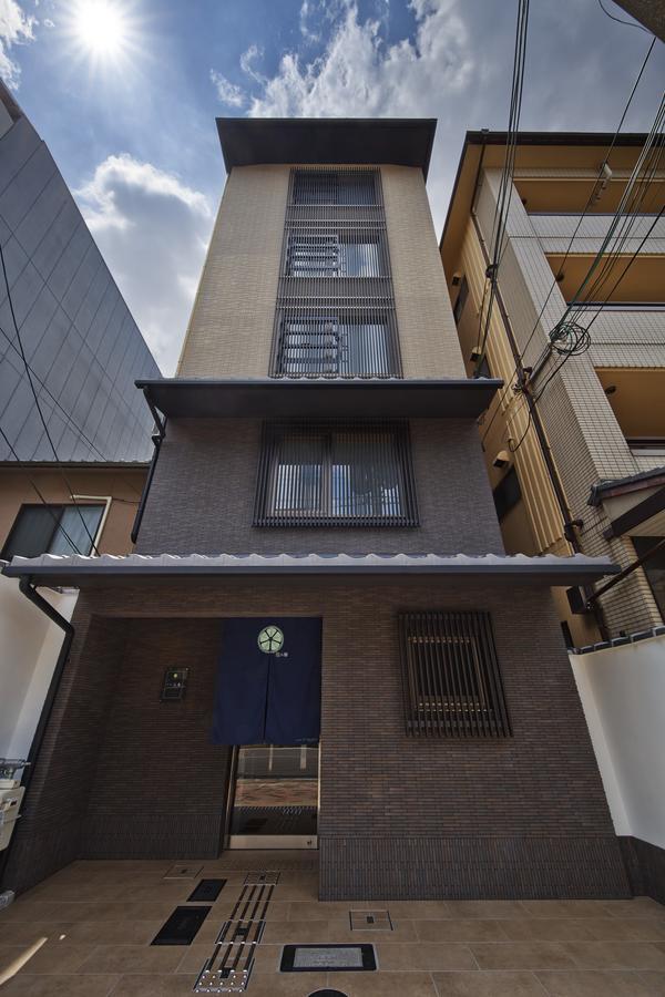 Number 6 Nijo Apartment Kyoto