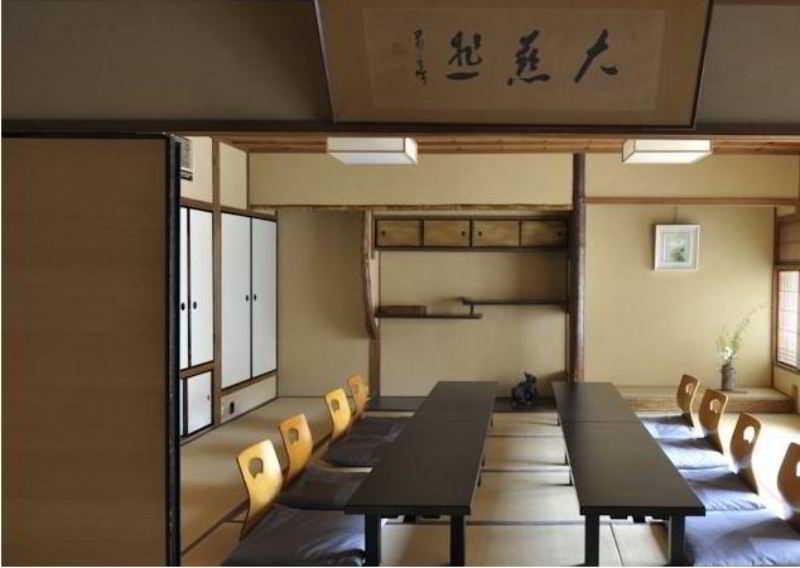 Ryokan Izuyasu Traditional Serving Cuisine Kyoto