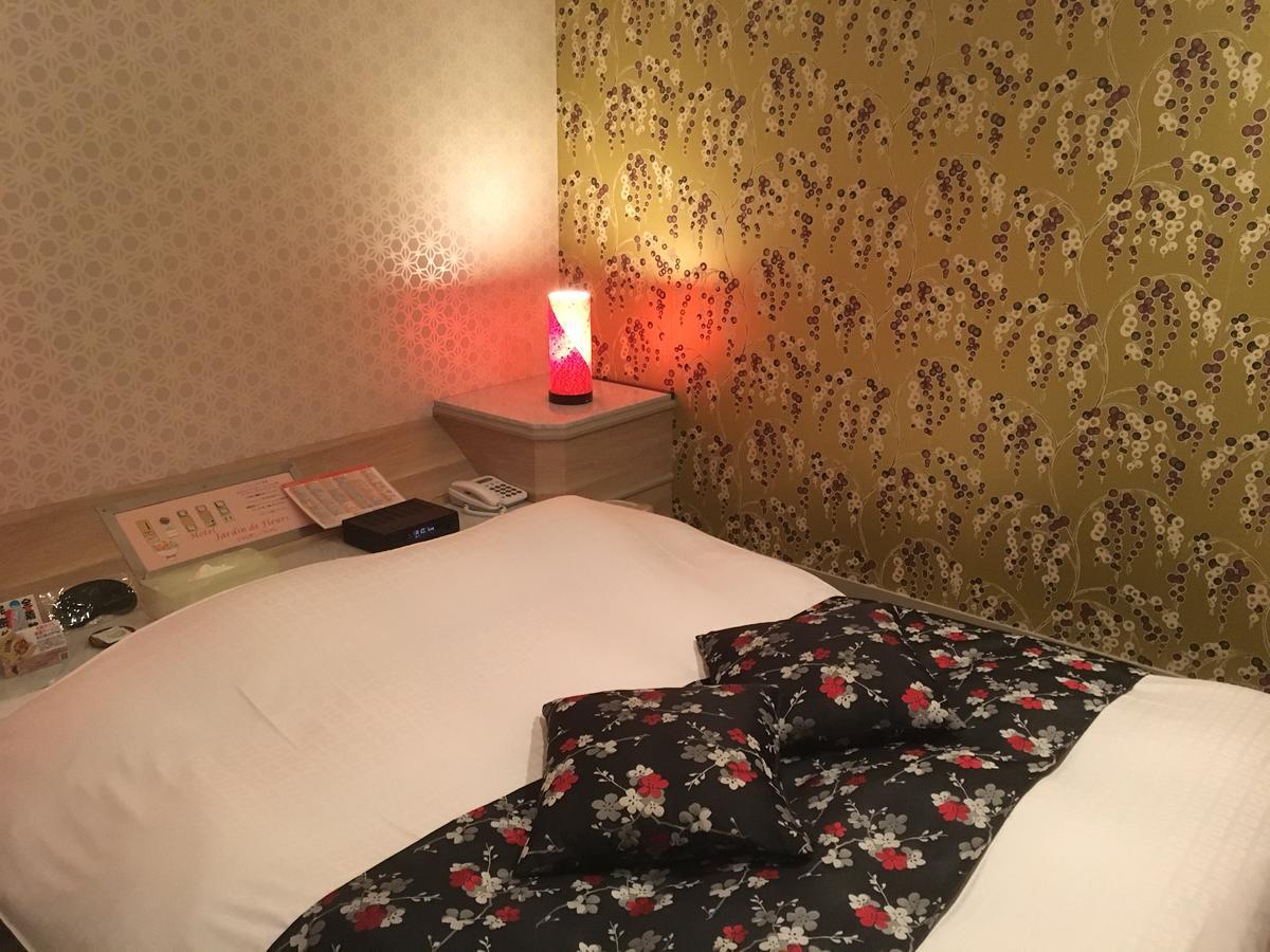Jardin De Fleurs (adults Only) Love hotel