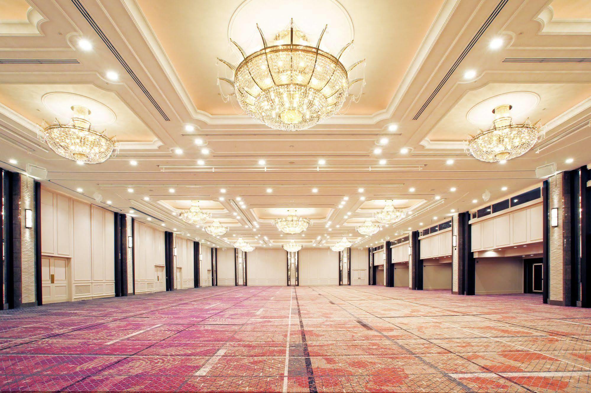 Hotel Okura