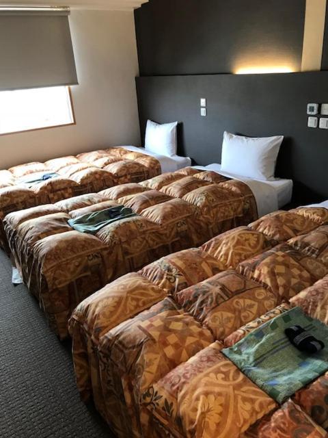 Rich Hotel