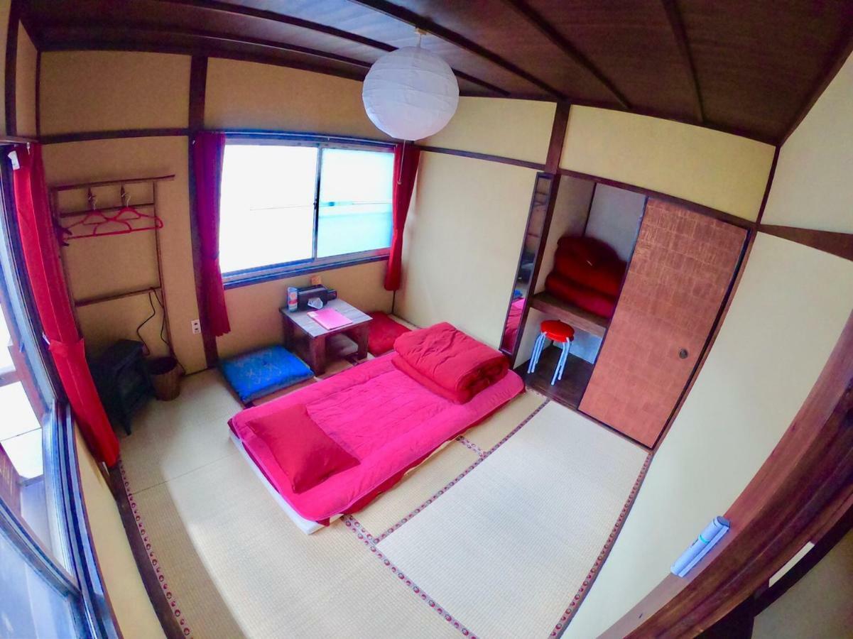 Benidaruma - Yatsuhashi Apartment Kyoto