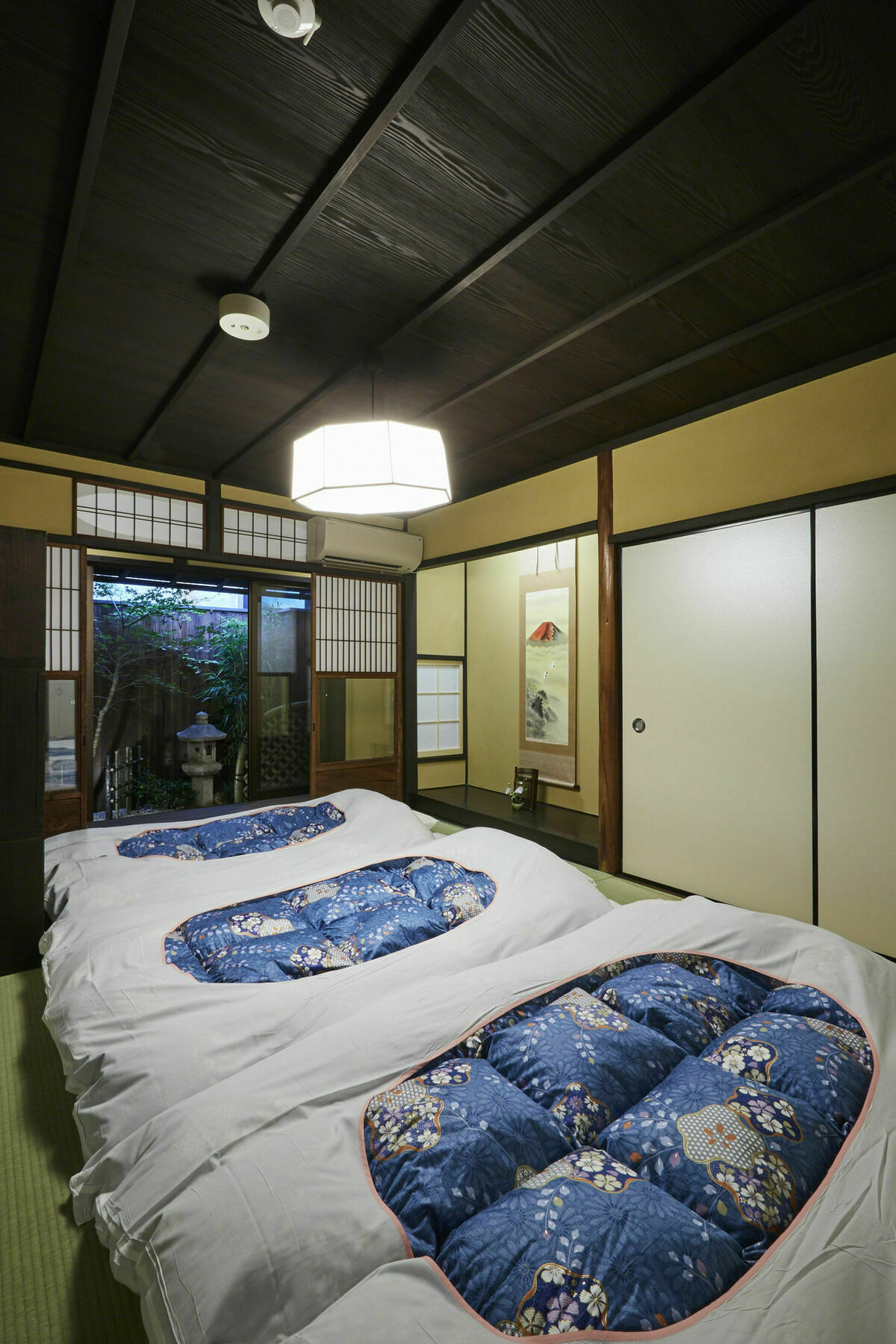 Rinn Kujofujinoki East *