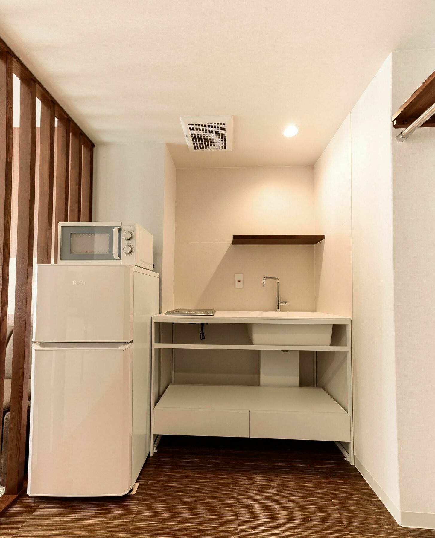 Irori Station Higashi-honganji Hotel 3*