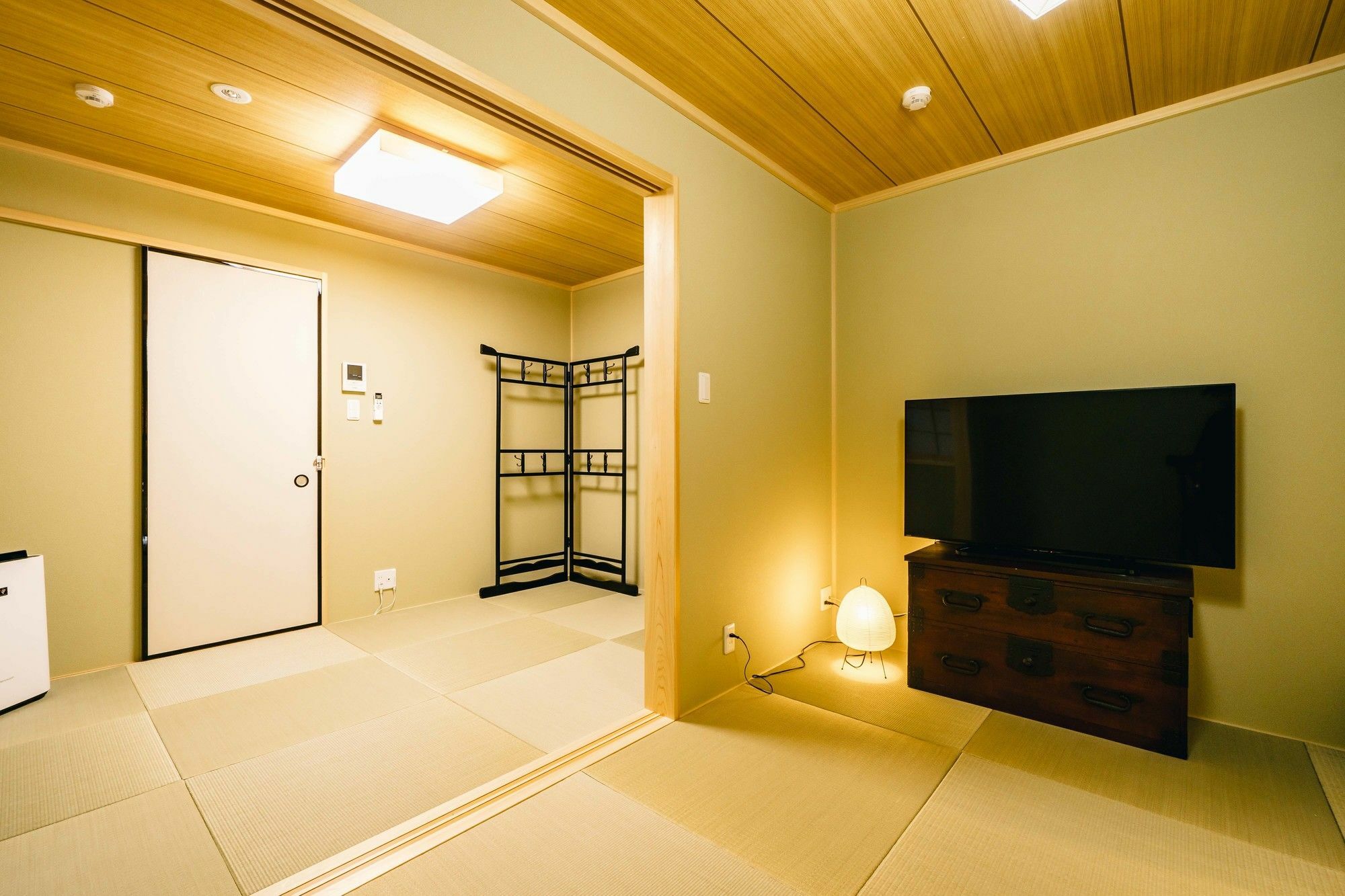 Holiday home Miro Kujo Kawaramachi Tei *