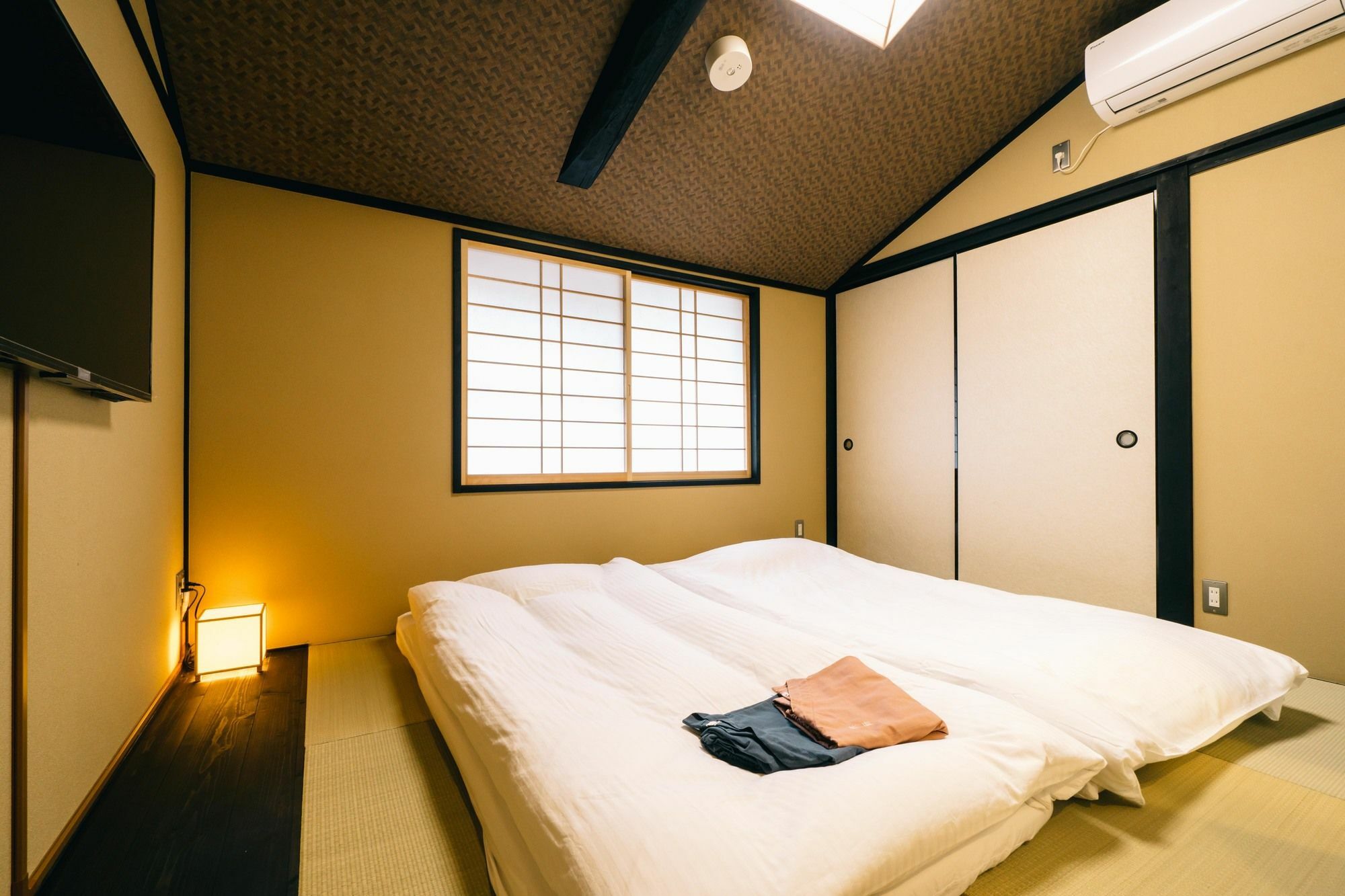 Bahay bakasyunan Miro Sanjo Umemiyacho Tei *