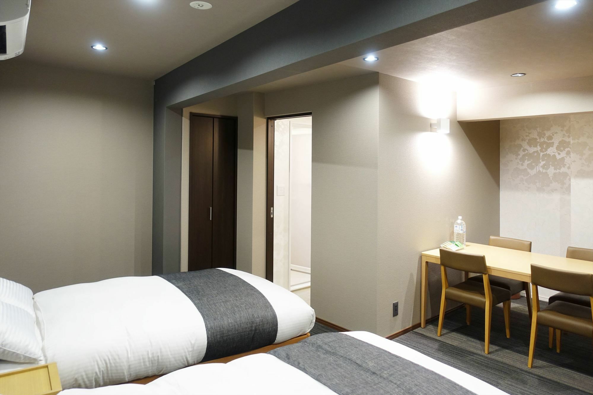 Resi Tsubaki Holiday home *